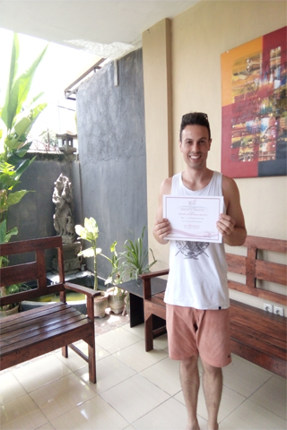 Reeva Bali Spa School Student